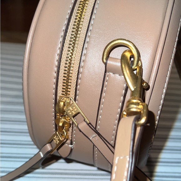 NWOT Tory Burch Jacquard Monogram Moon Bag - Picture 8 of 17